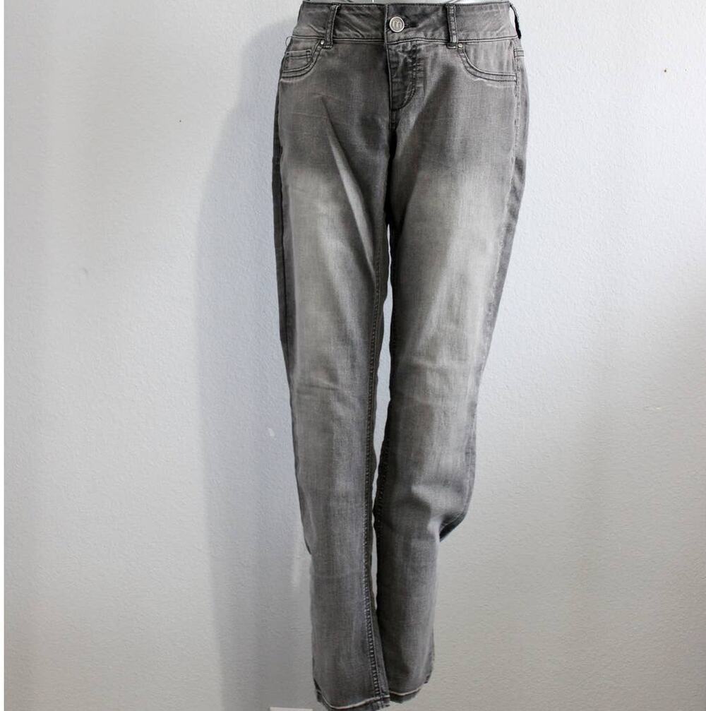 Maurices Gray Jeans Size M